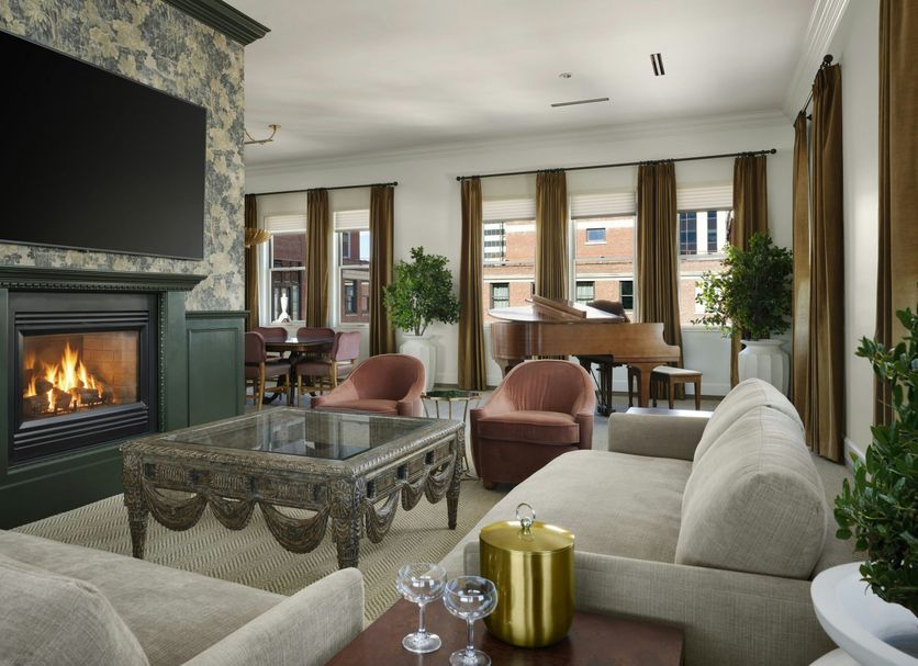 Lounge Photo