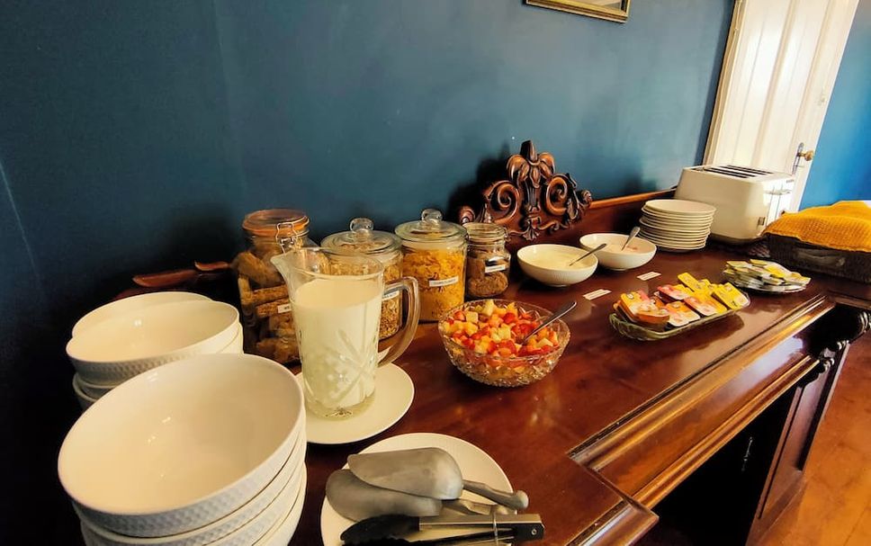 Buffet Photo