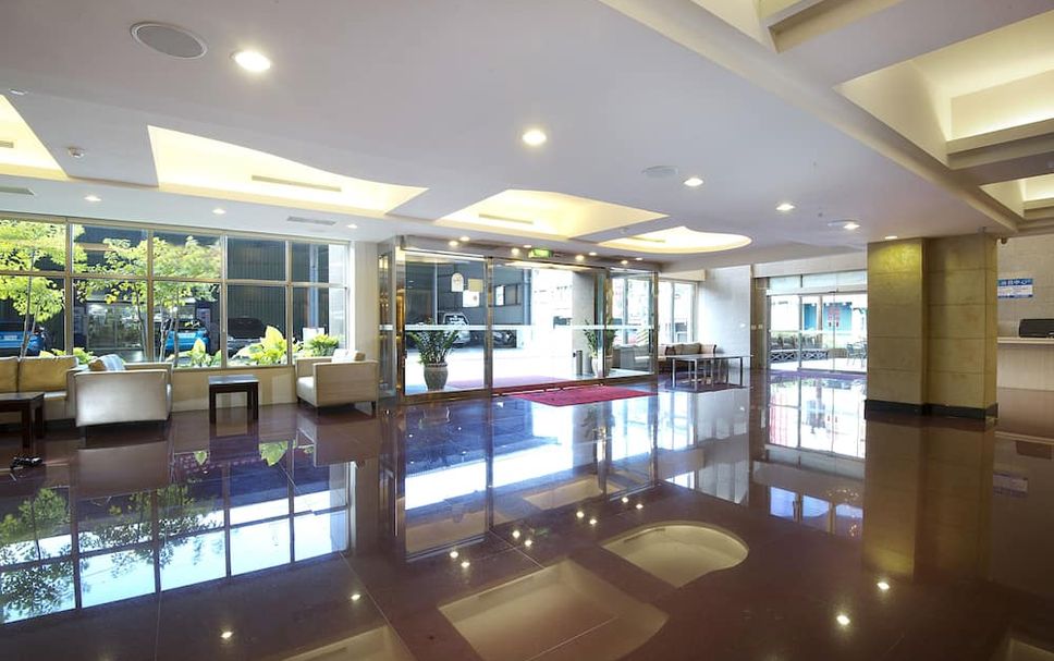 Lobby Photo