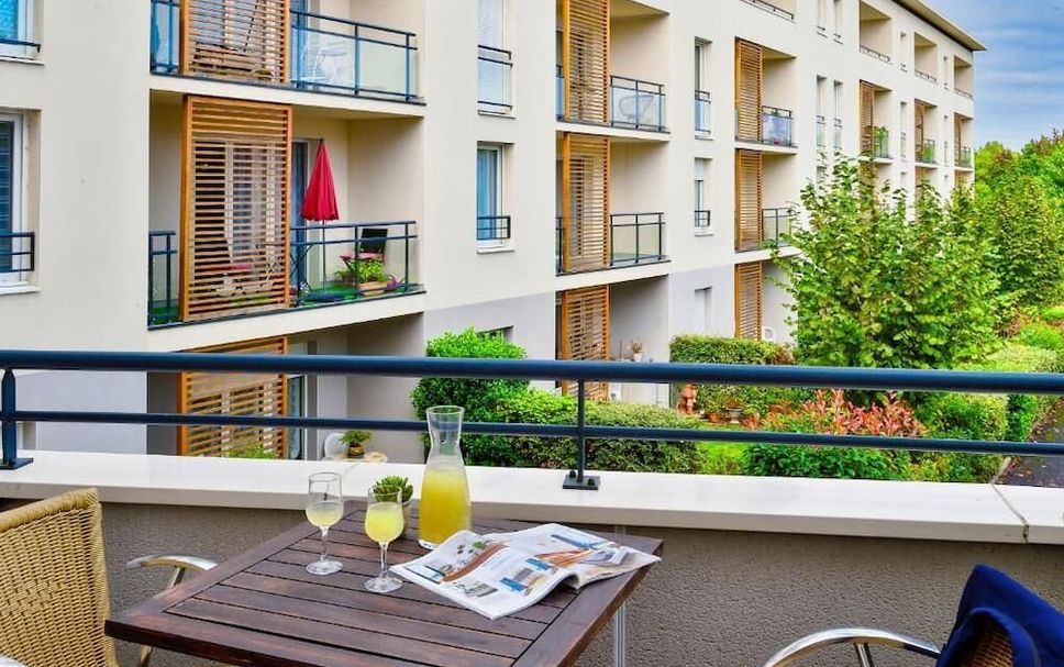 Balcony Photo