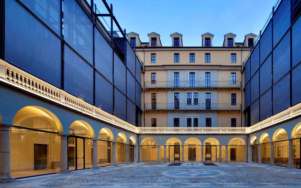 Building Photo