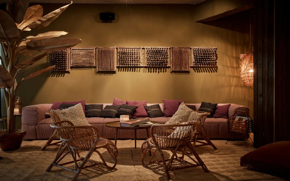 Lounge Photo