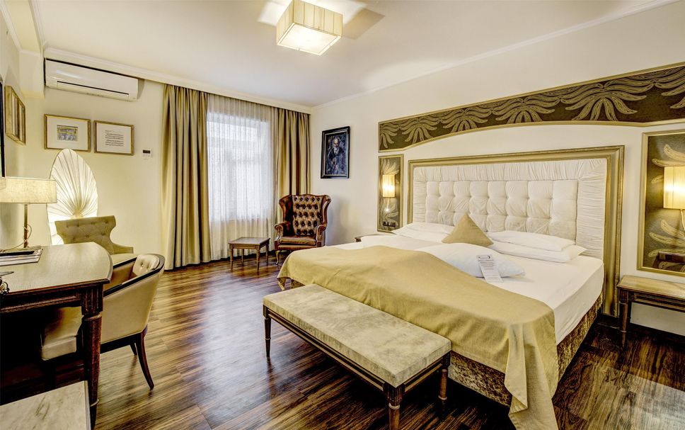 Bedroom Photo