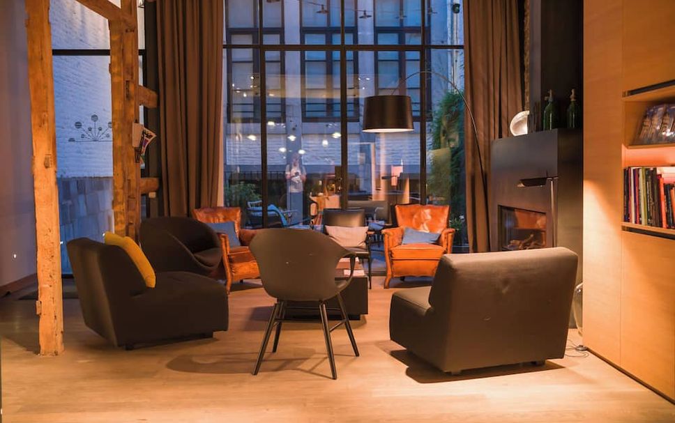 Lounge Photo