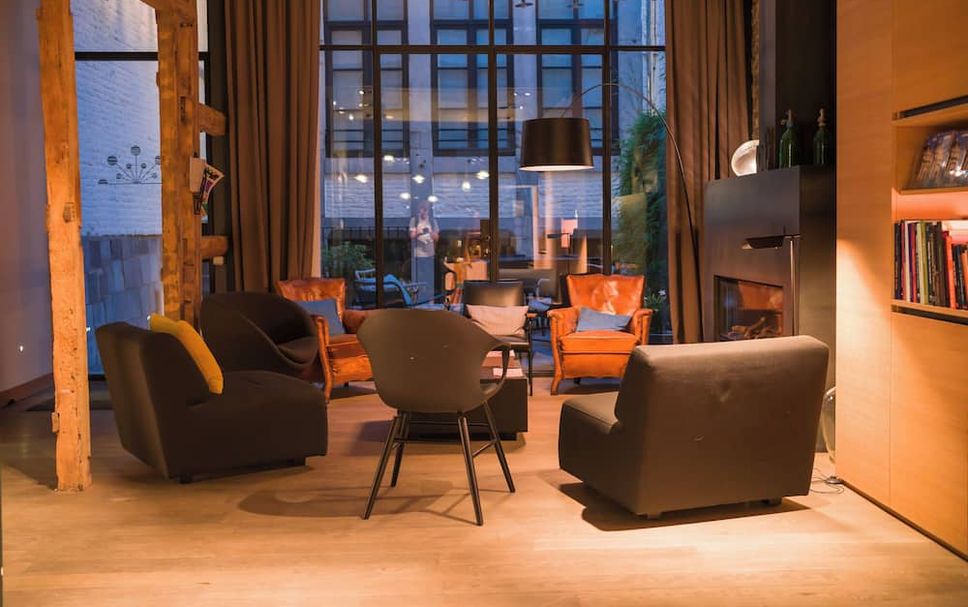 Lounge Photo
