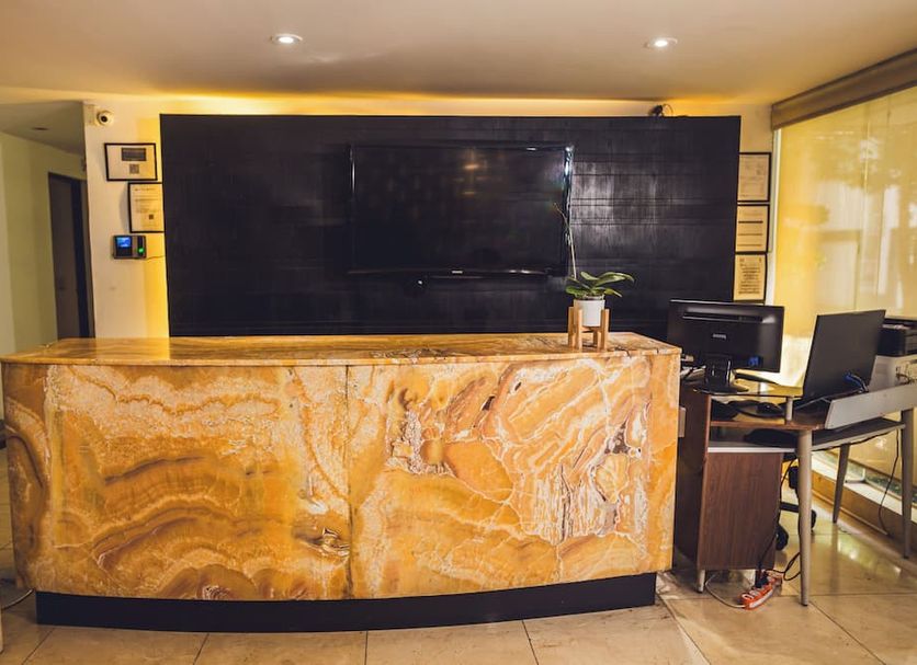 Front desk Photo