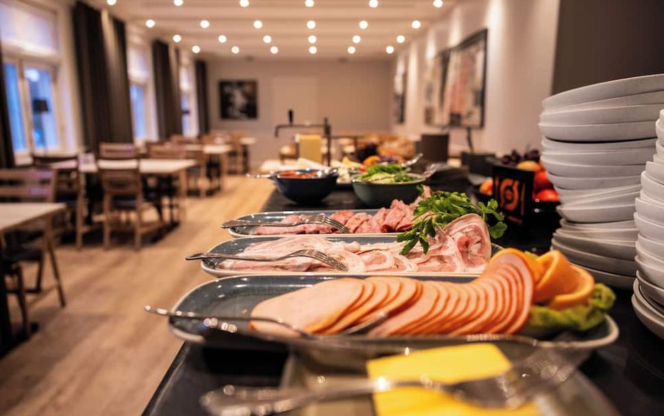 Buffet Photo