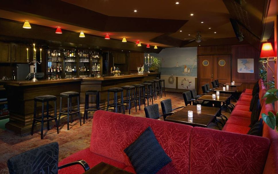 Bar Photo