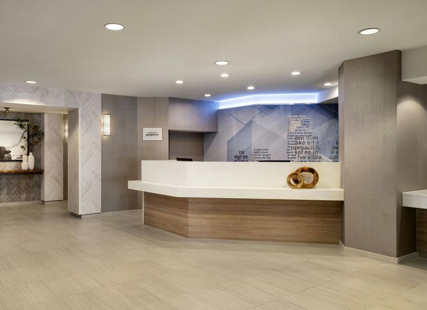 Front desk Photo