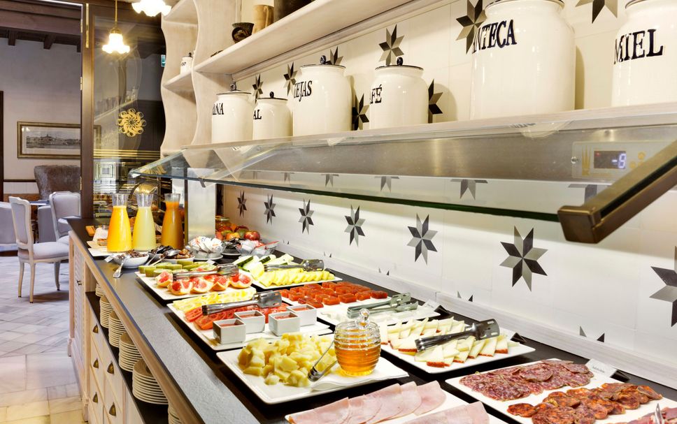 Buffet Photo