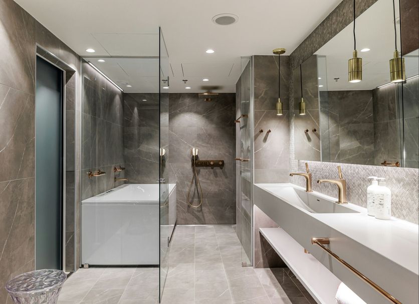 Bathroom Photo