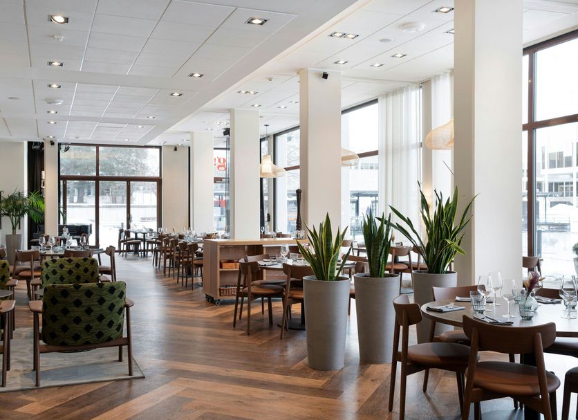 Restaurant Photo