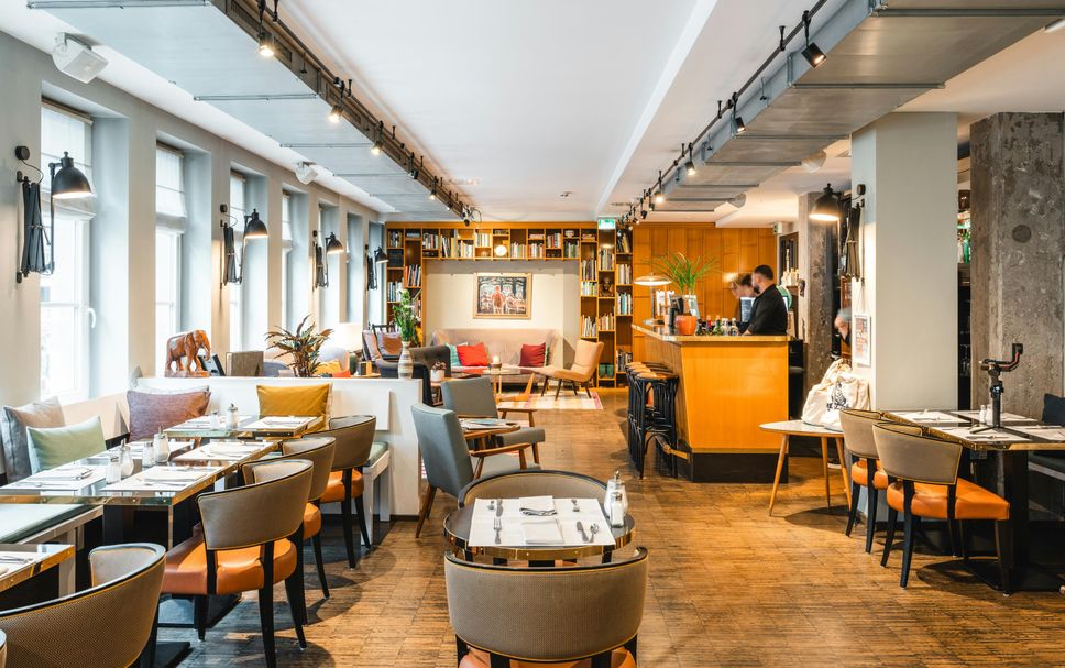 Restaurant Photo