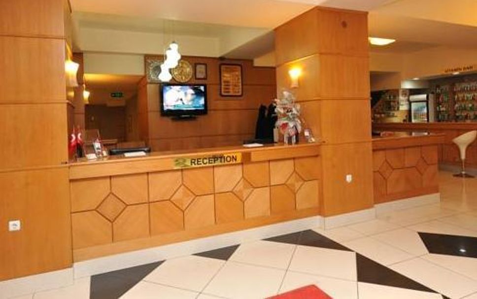 Front desk Photo