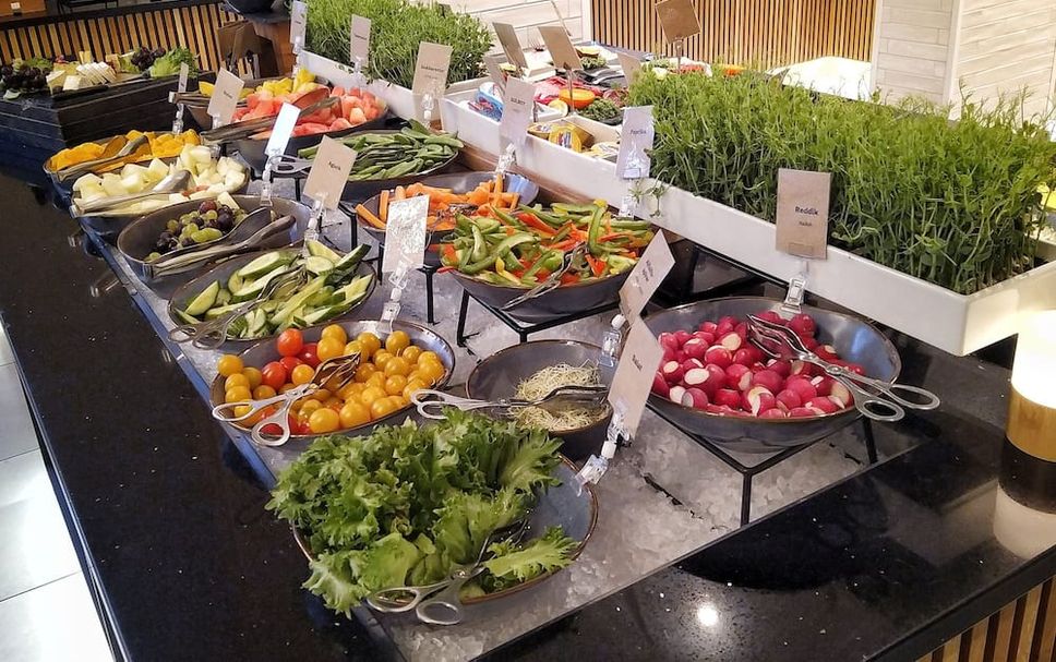 Buffet Photo