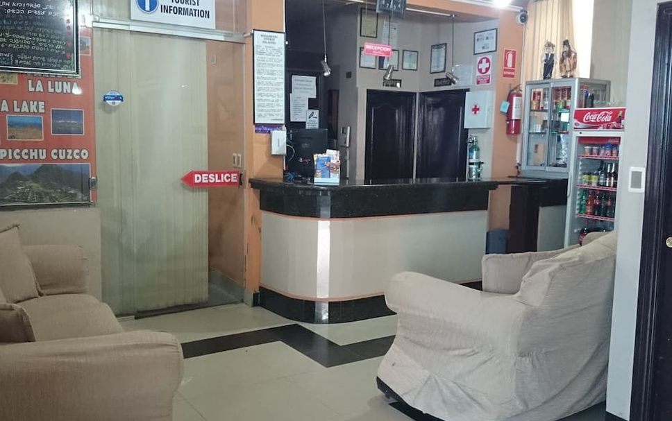 Front desk Photo