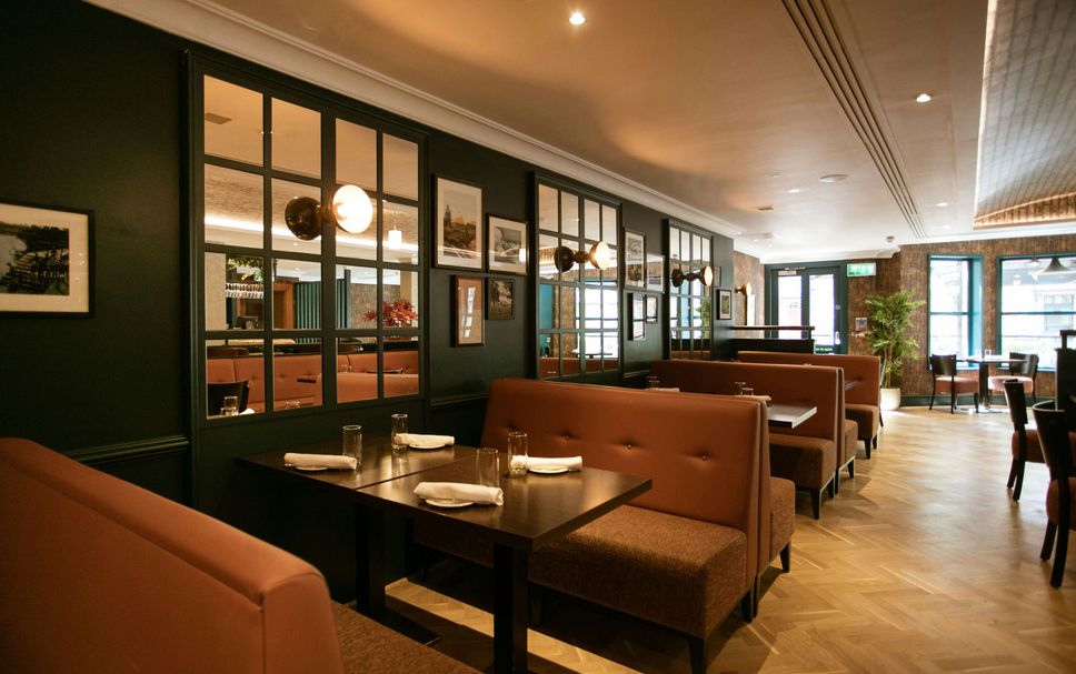 Restaurant Photo