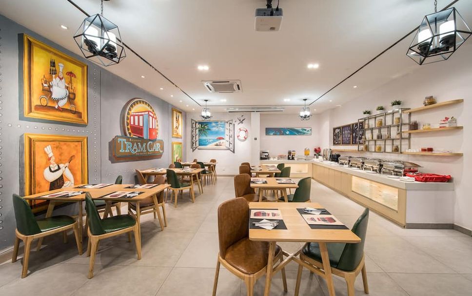 Restaurant Photo