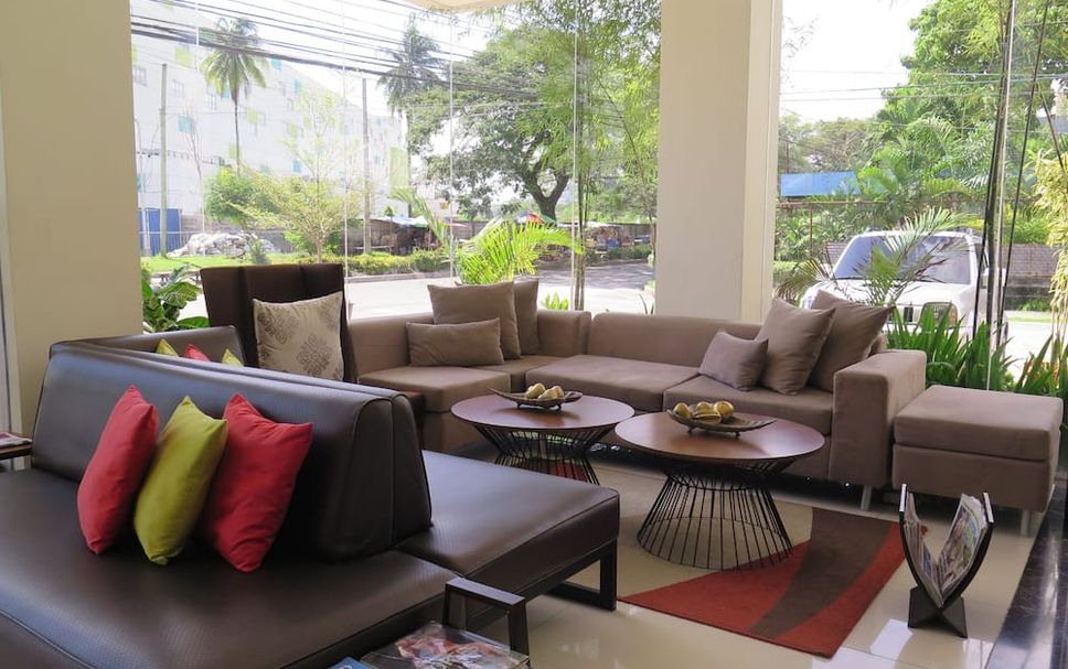 Lounge Photo