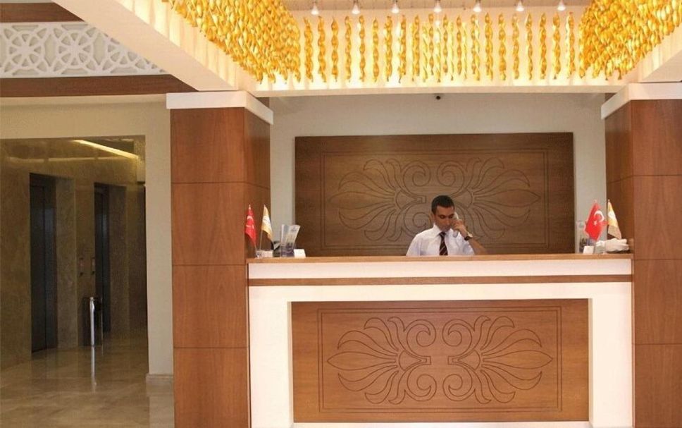 Front desk Photo
