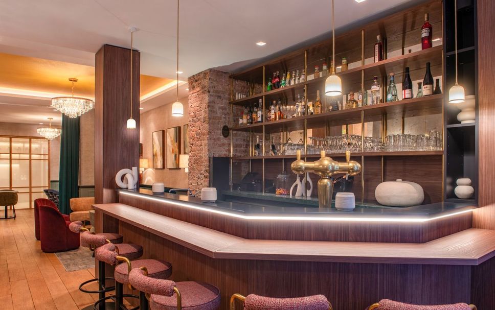 Bar Photo