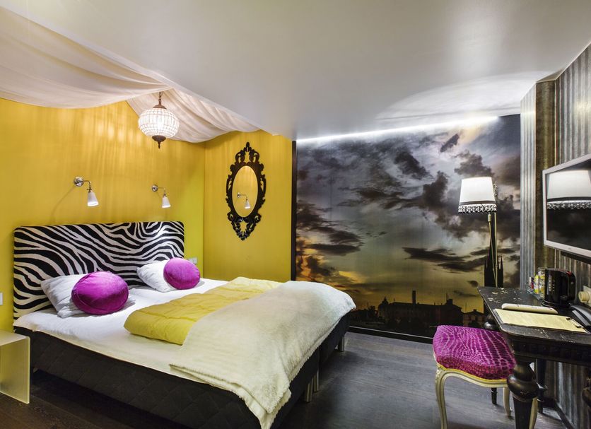 Bedroom Photo