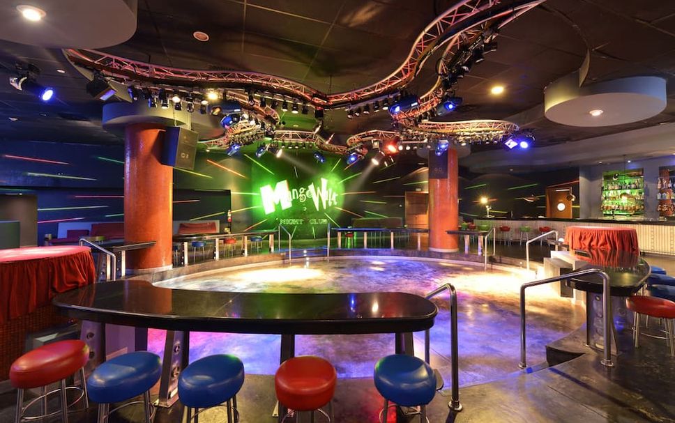 Bar Photo