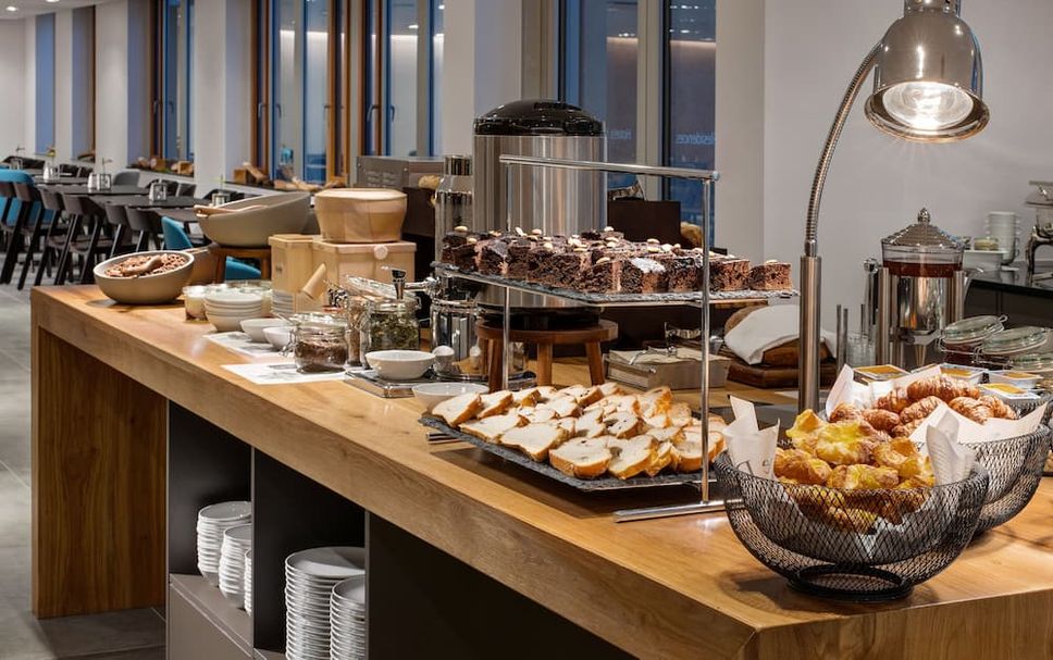 Buffet Photo