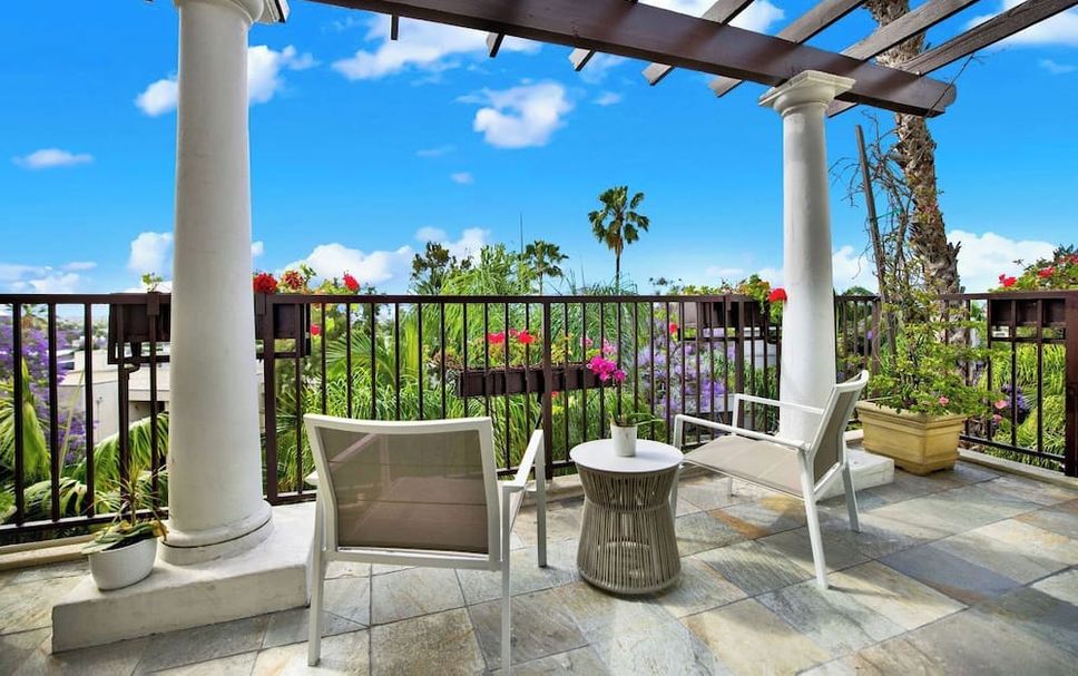 Balcony Photo