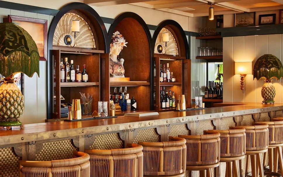 Bar Photo