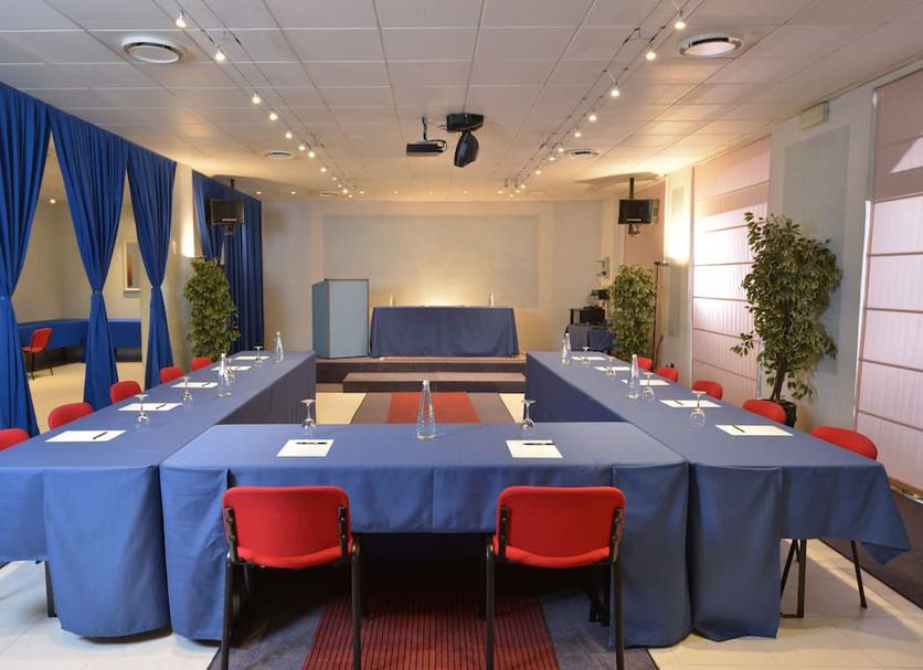 Conference room Photo