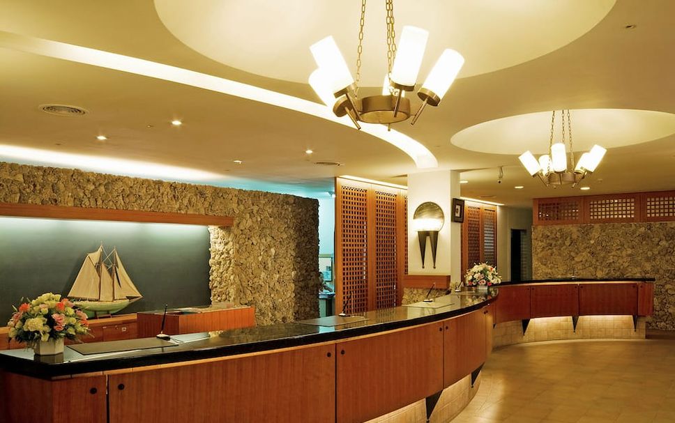 Front desk Photo