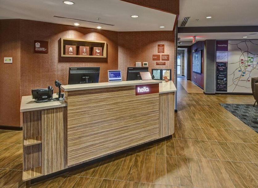 Front desk Photo