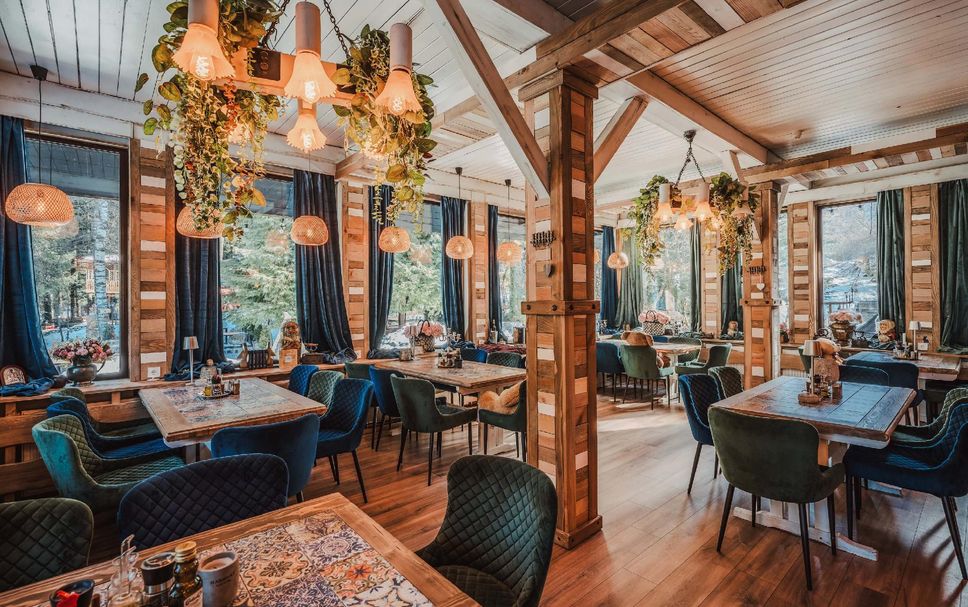 Restaurant Photo