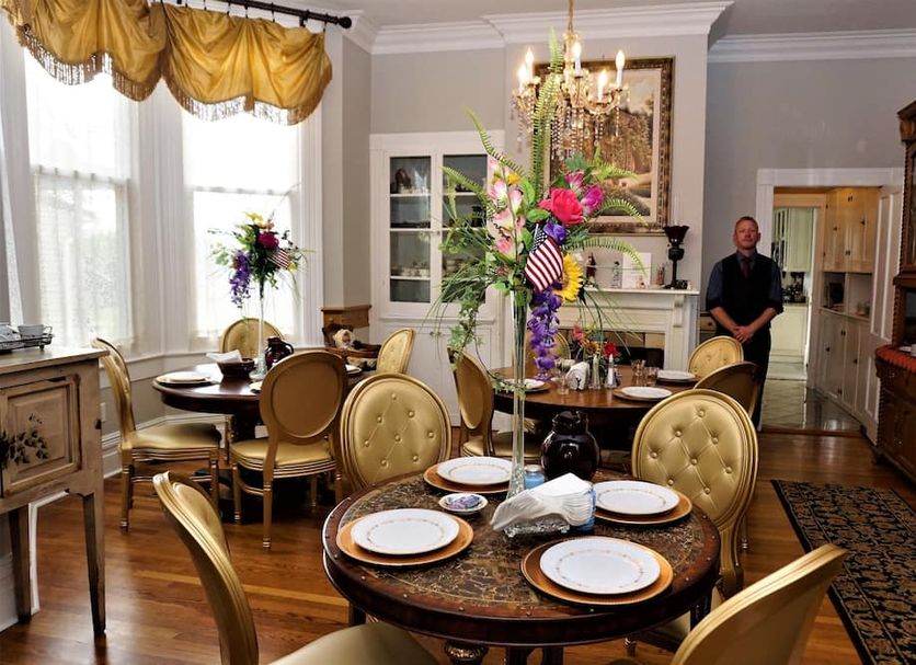 Dining room Photo