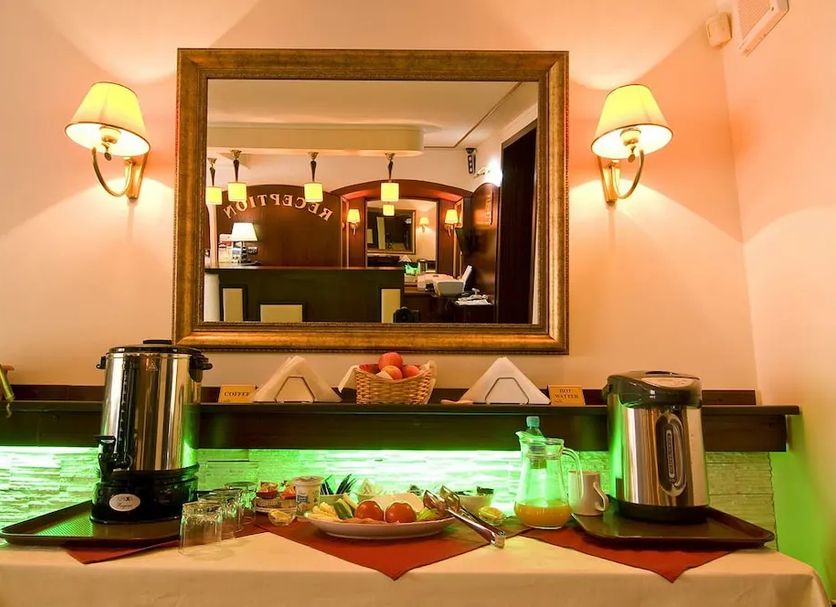 Buffet Photo
