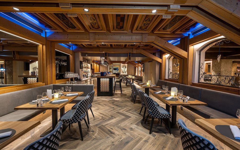 Restaurant Photo