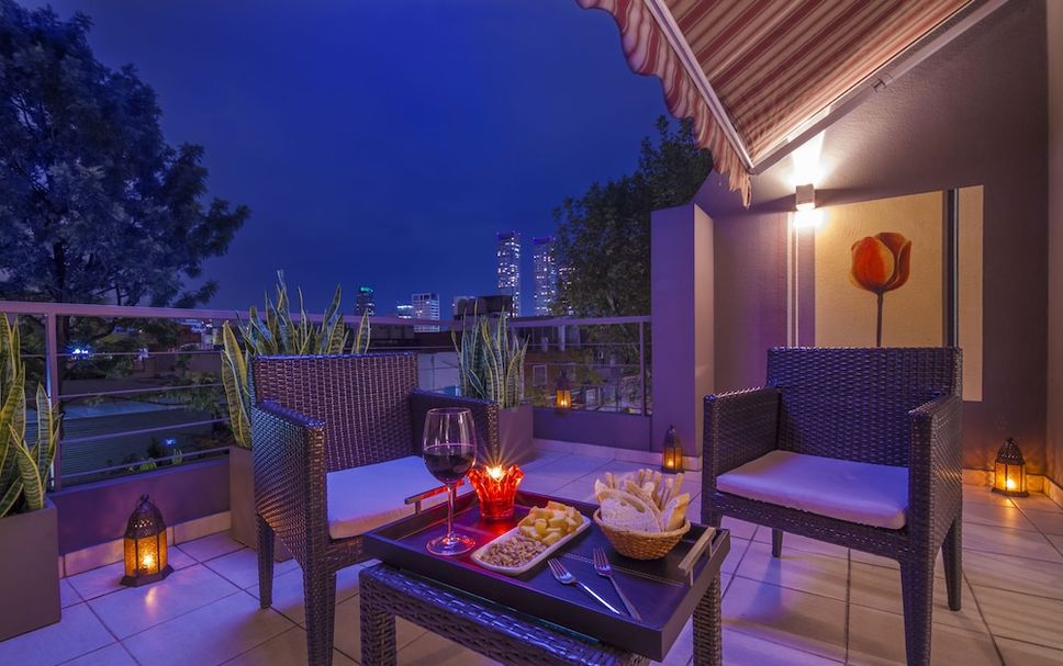 Balcony Photo