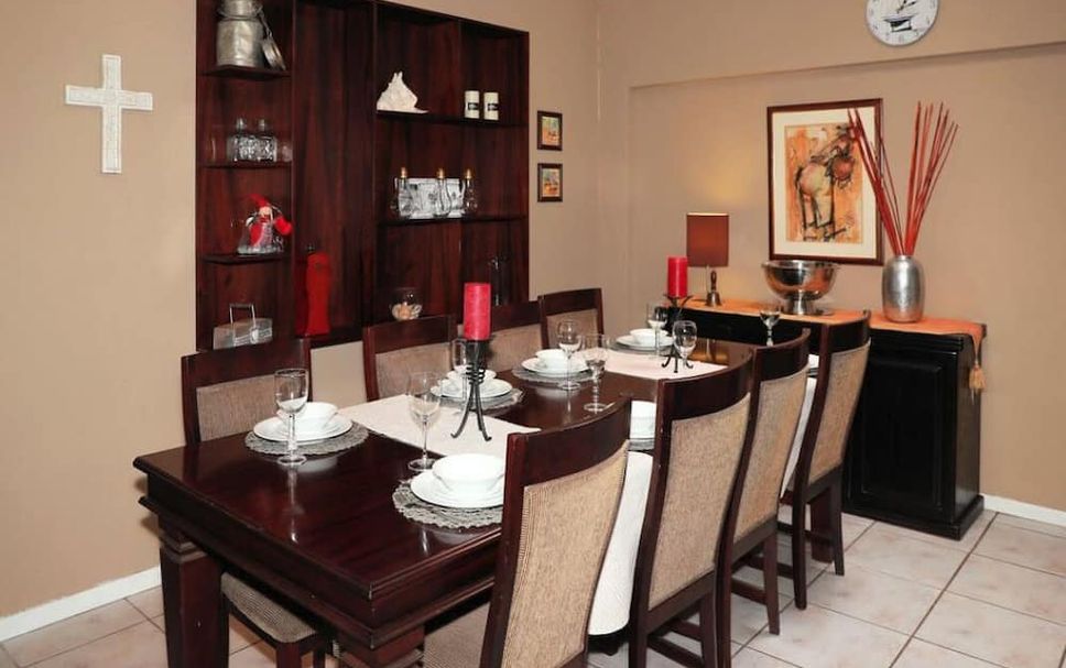 Dining room Photo