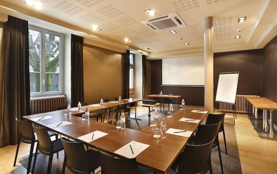 Conference room Photo