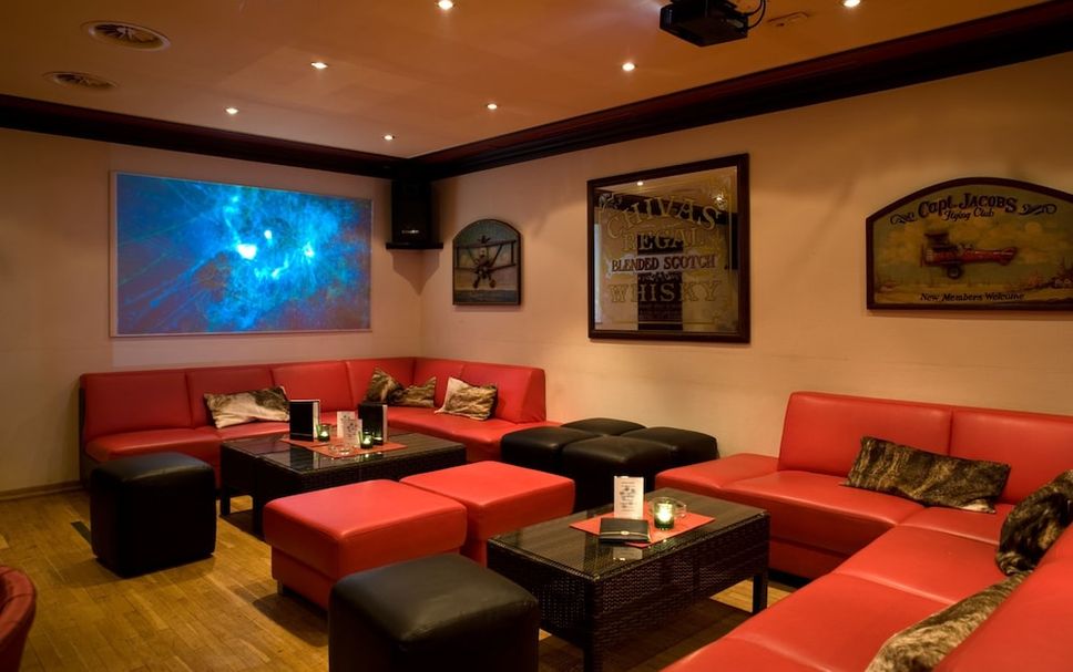 Lounge Photo