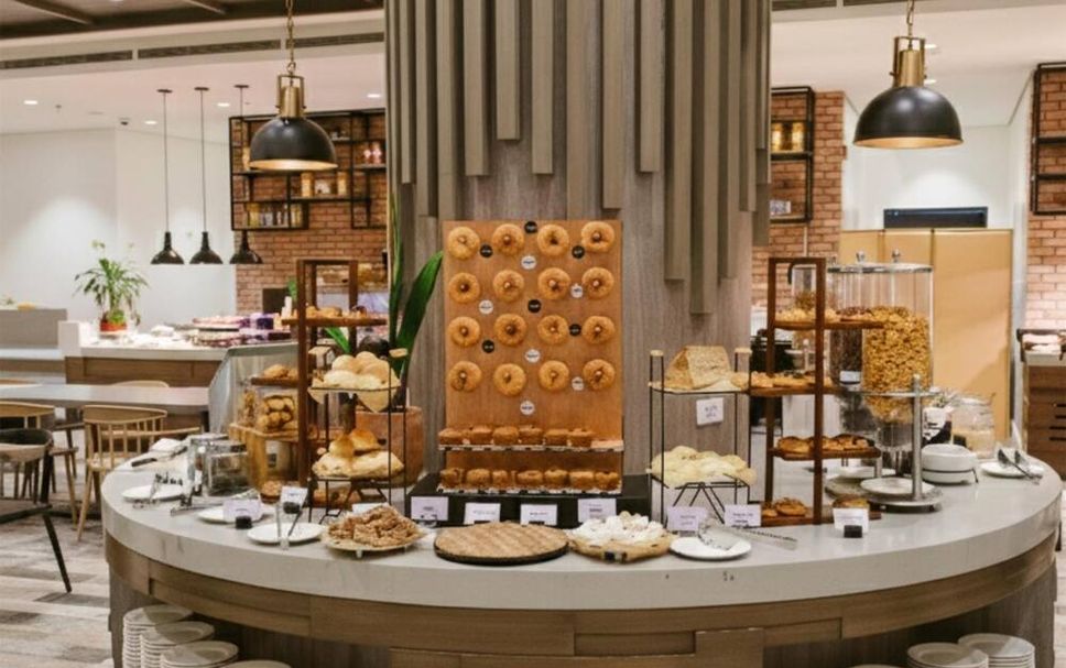 Buffet Photo