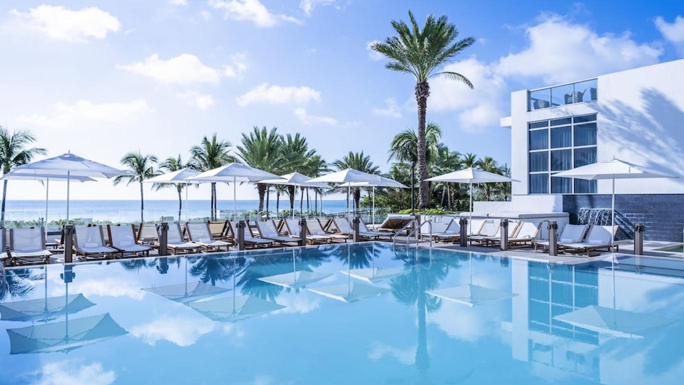 Pool Party - Picture of The Confidante Miami Beach - Tripadvisor