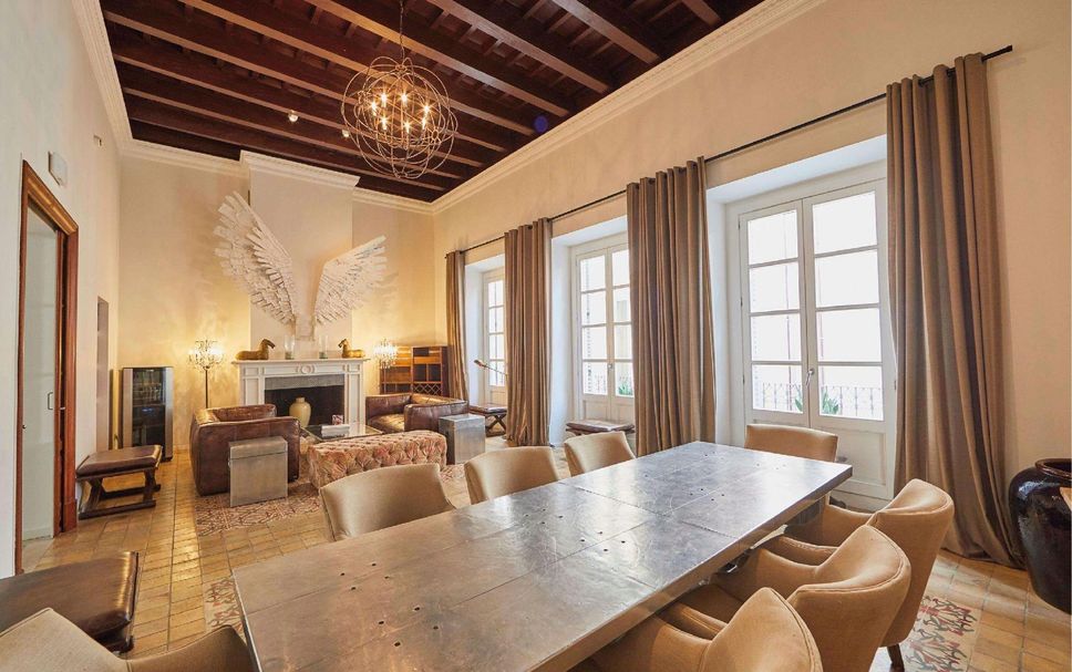Dining room Photo