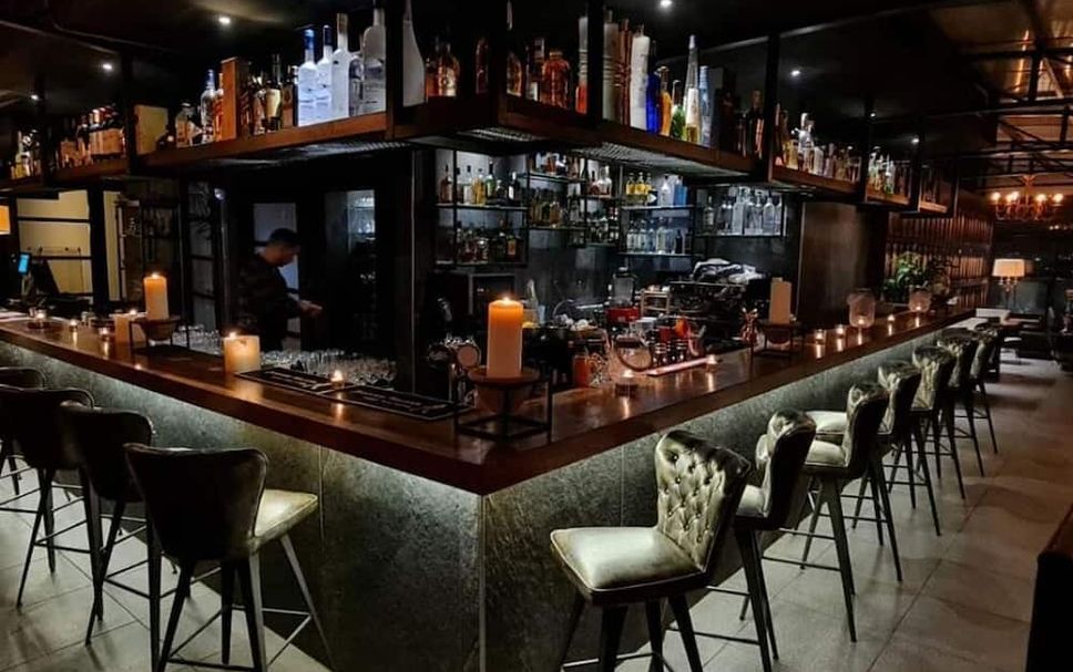 Bar Photo