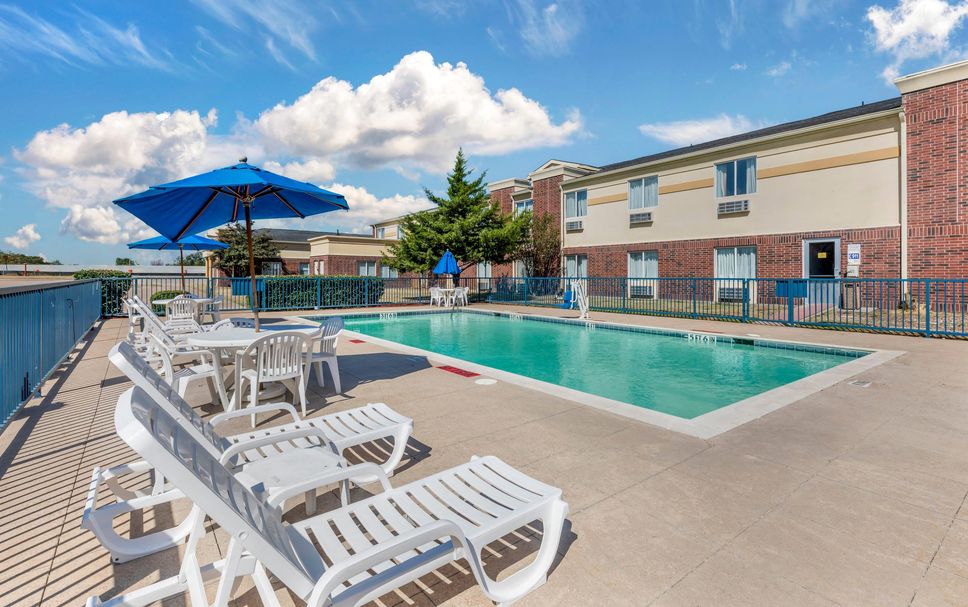 Comfort Inn Red Oak in Red Oak, the United States from $86: Deals ...
