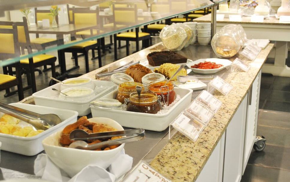 Buffet Photo