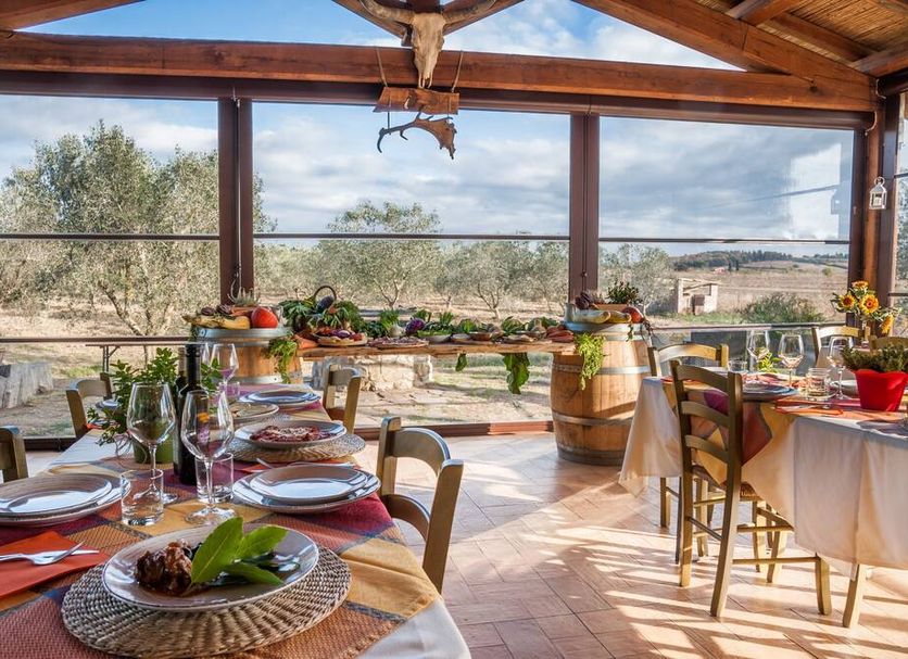 Dining room Photo