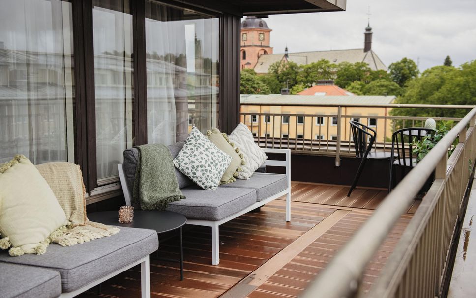 Balcony Photo