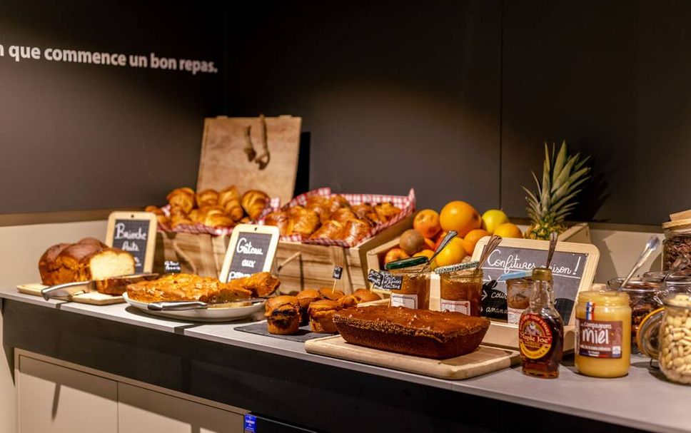 Buffet Photo